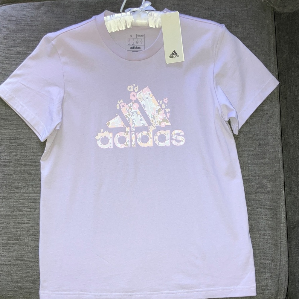 Adidas  Lavender T-shirt NWT Women’s S